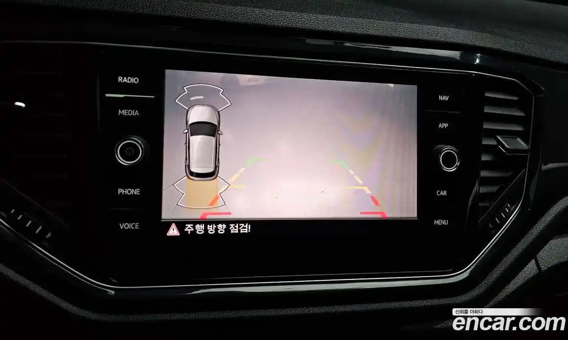 Volkswagen T-Roc 2021 2.0 Автомат в Москве № 725127, фото 15