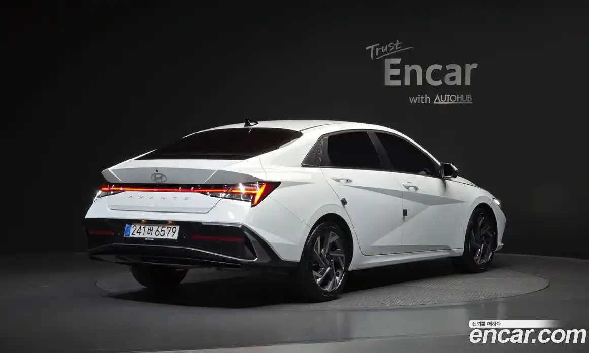 Hyundai Avante 2026 1.6 Автомат в Москве № 745281, фото 2