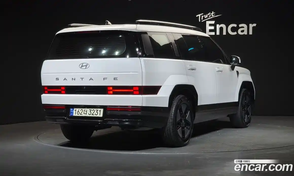 Hyundai Santa Fe 2024 1.6 Автомат в Москве № 745706, фото 2