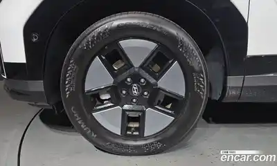 Hyundai Santa Fe 2024 1.6 Автомат в Москве № 745706, миниатюра 5