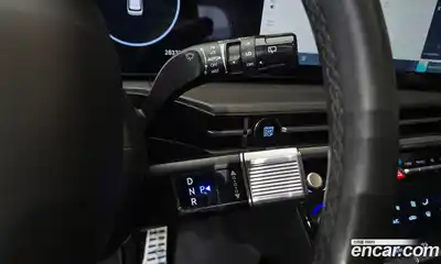 Hyundai Santa Fe 2024 1.6 Автомат в Москве № 745706, миниатюра 9