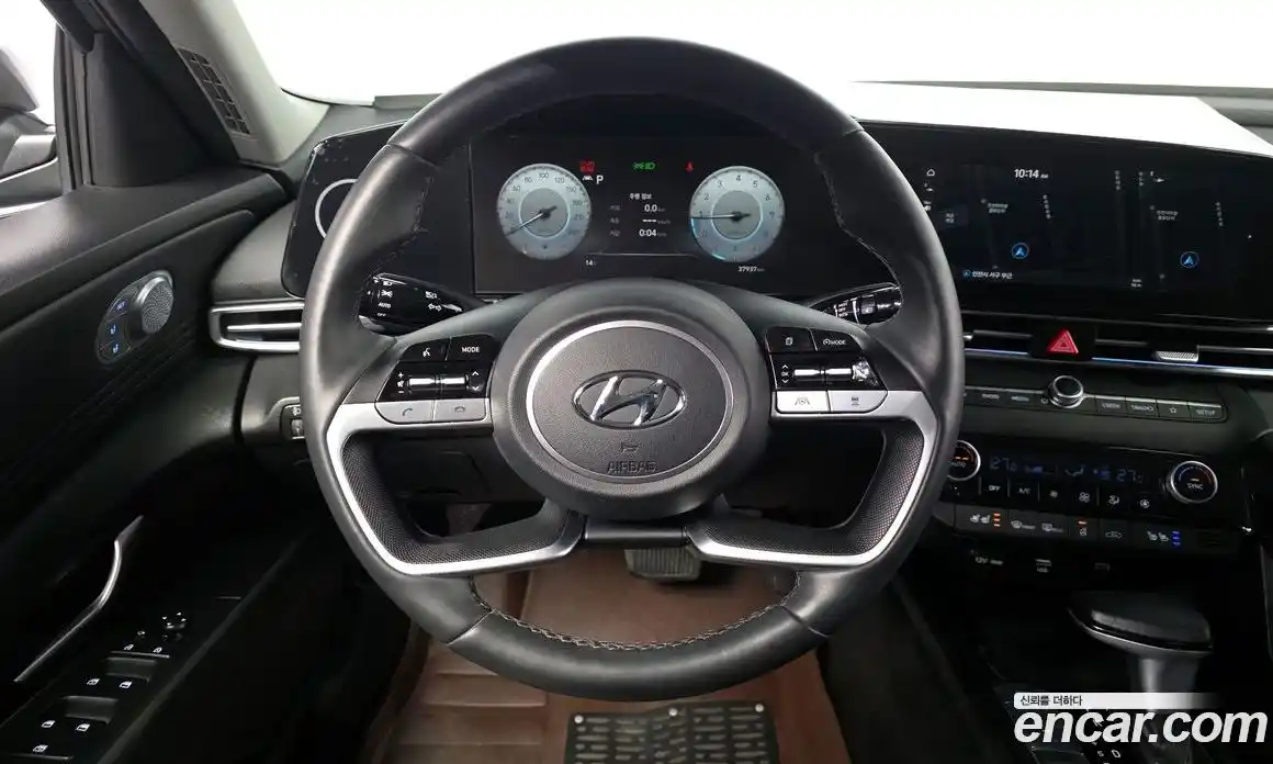 Hyundai Avante 2022 1.6 Автомат в Москве № 745931, фото 13