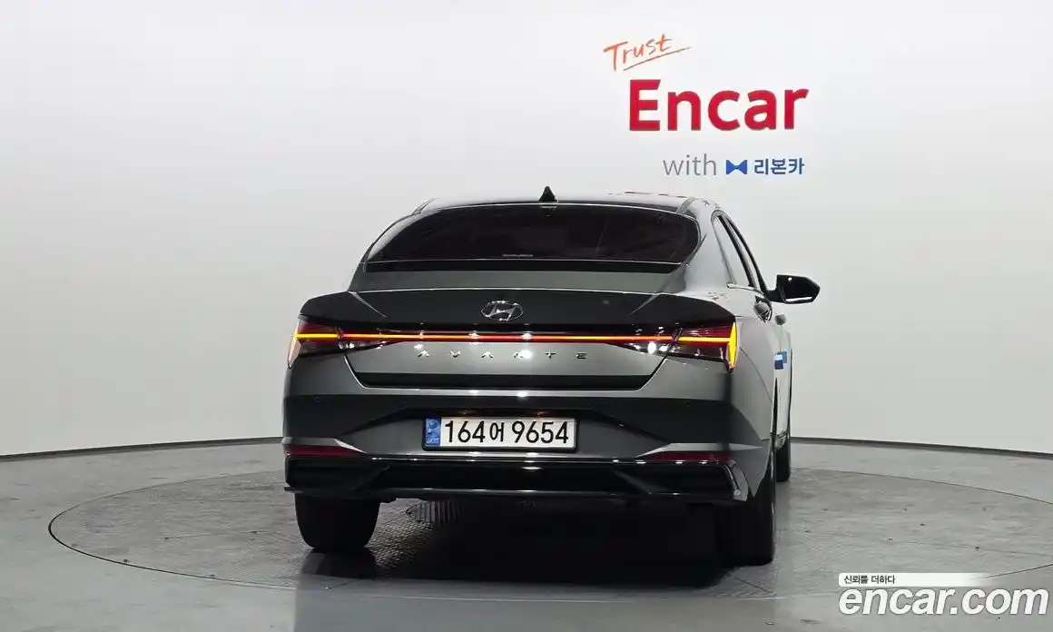 Hyundai Avante 2022 1.6 Автомат в Москве № 745931, фото 4