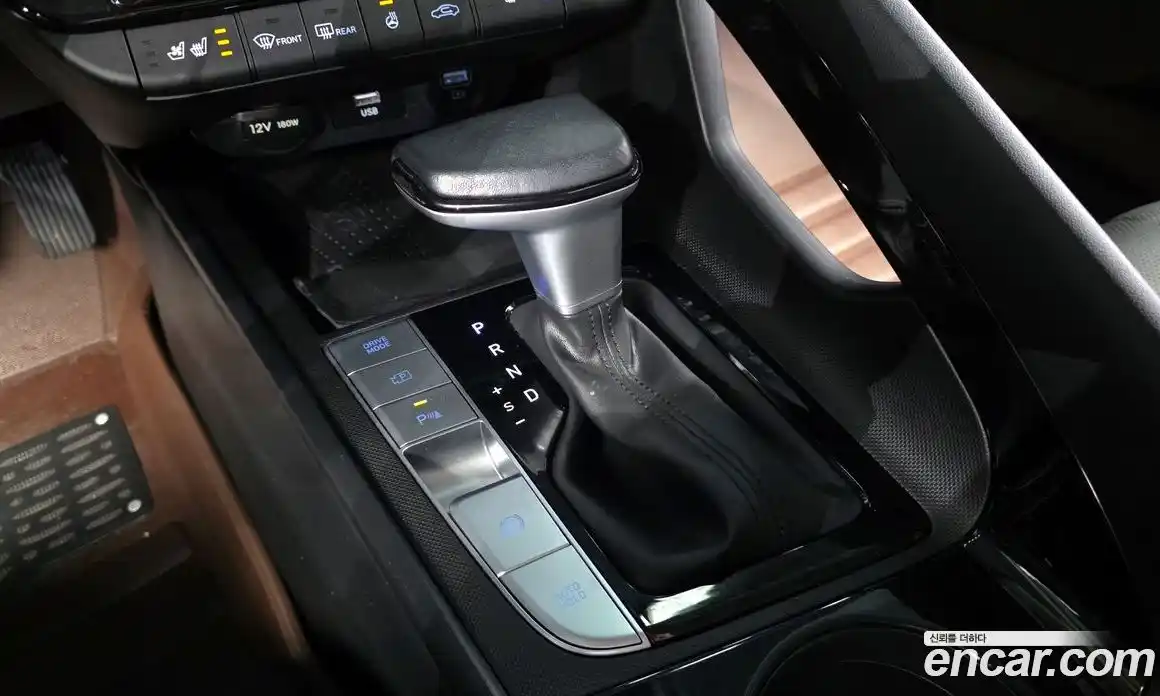 Hyundai Avante 2022 1.6 Автомат в Москве № 745931, фото 9