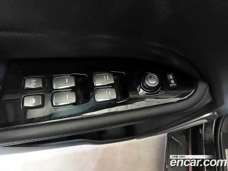 SsangYong Rexton 2017 2.2 Автомат в Москве № 745984, фото 13