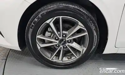 Kia K3 2022 1.6 Автомат в Москве № 746290, миниатюра 5