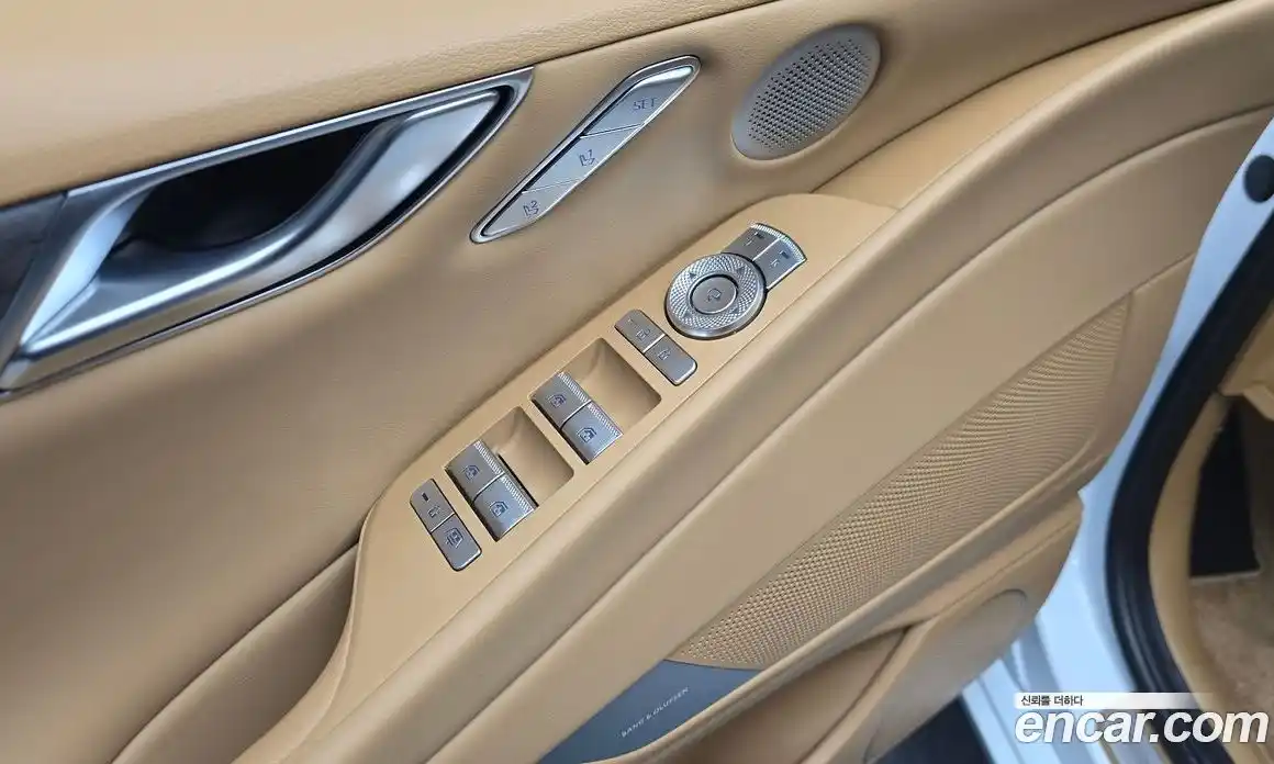 Genesis G80 2024 2.5 Автомат в Москве № 746620, фото 16