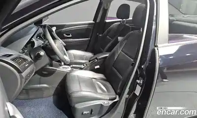 Renault SM3 2011 1.6 гидро в Москве № 747508, миниатюра 10