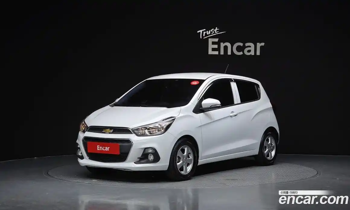 Chevrolet Spark 2016 1.0 Автомат в Москве № 747631, фото 1