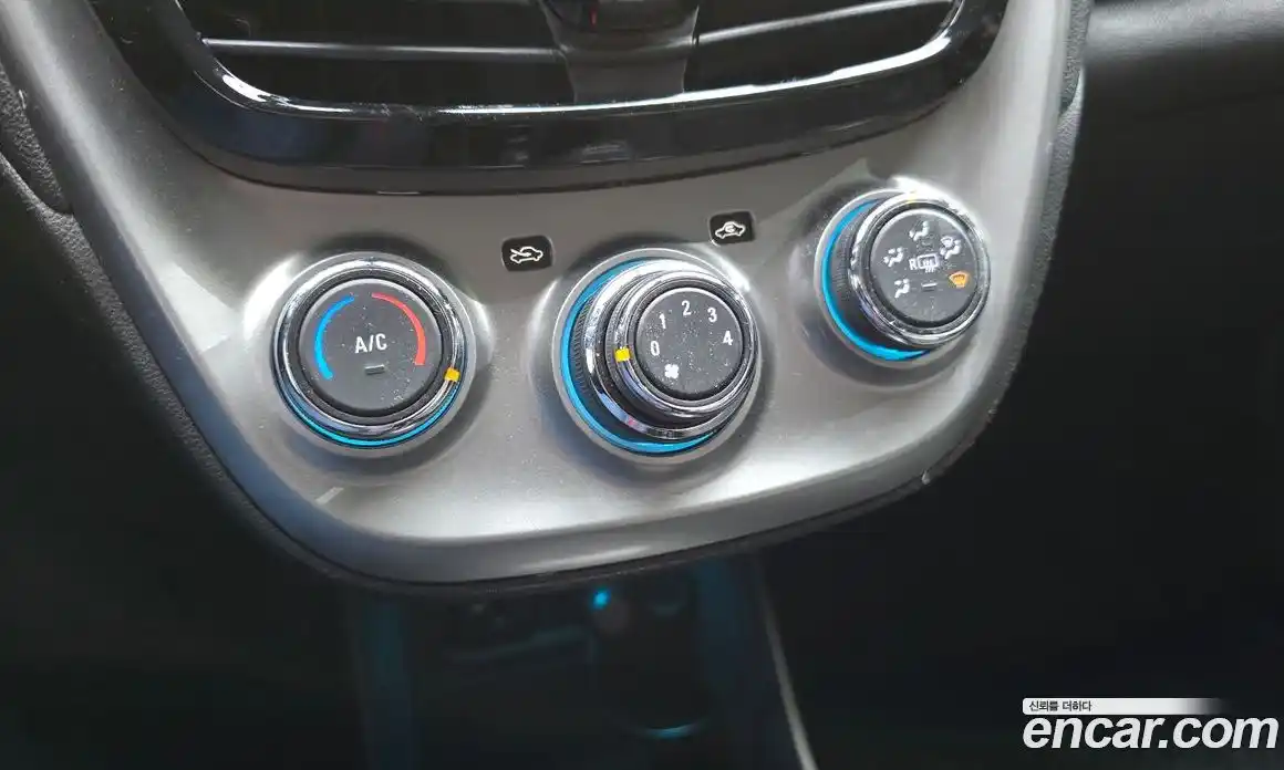 Chevrolet Spark 2016 1.0 Автомат в Москве № 747631, фото 18