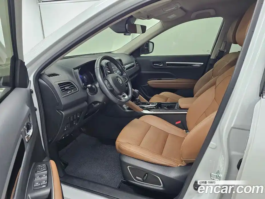 Renault QM6 2025 2.0 Автомат в Москве № 748217, фото 9