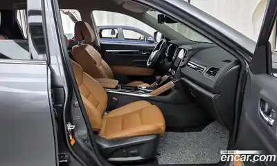 Renault QM6 2024 2.0 Автомат в Москве № 748232, миниатюра 11