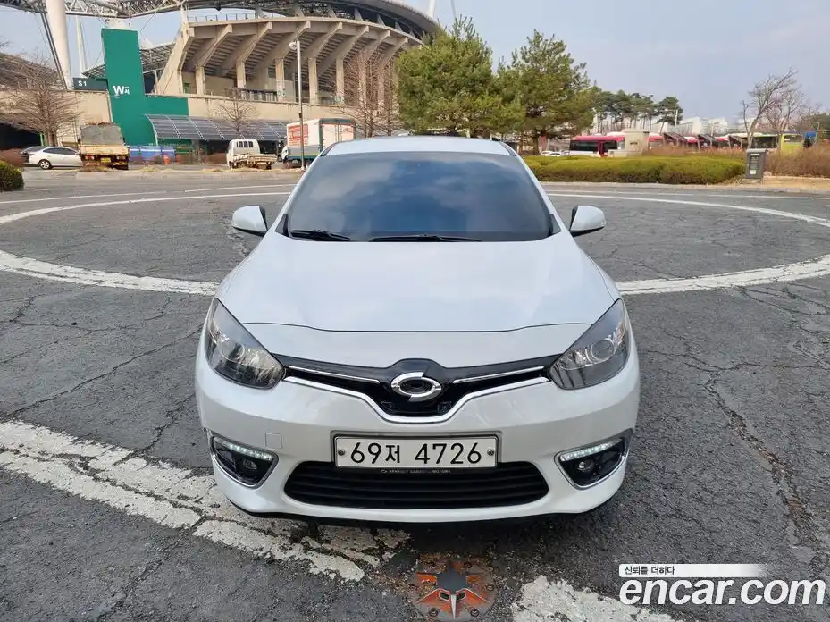 Renault SM3 2019 1.6 Автомат в Москве № 748349, фото 1