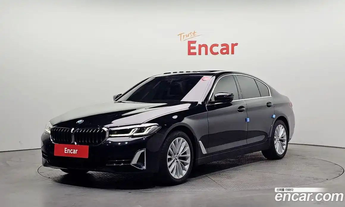 BMW 5-Series 2023 2.0 Автомат в Москве № 748749, фото 1