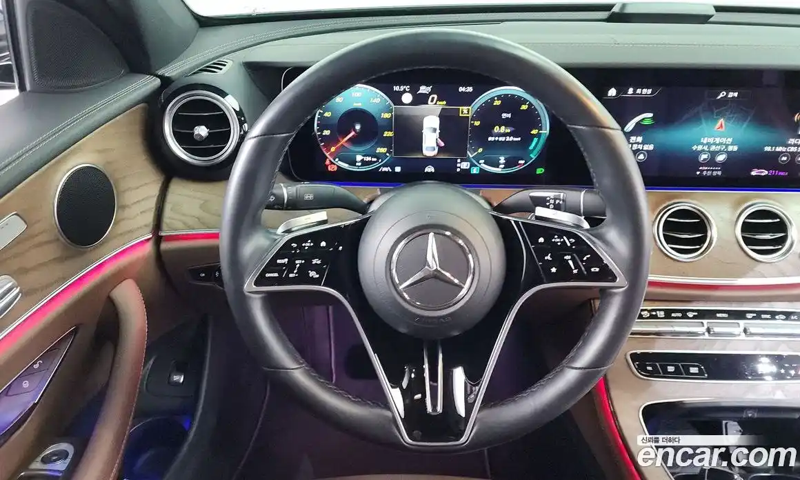 Mercedes-Benz E-Class 2021 2.0 Автомат в Москве № 748950, фото 13