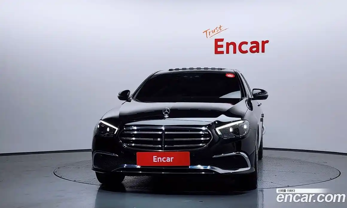 Mercedes-Benz E-Class 2021 2.0 Автомат в Москве № 748950, фото 3