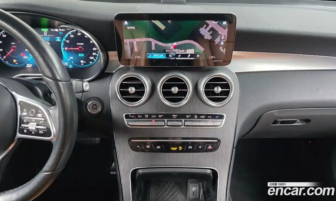 Mercedes-Benz GLC-Class 2021 2.0 Автомат в Москве № 749084, фото 15