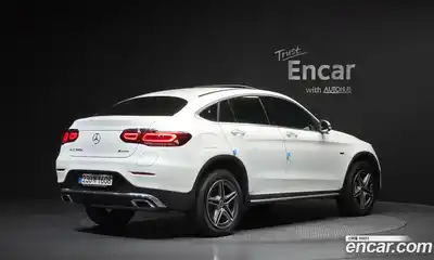 Mercedes-Benz GLC-Class 2021 2.0 Автомат в Москве № 749084, миниатюра 2
