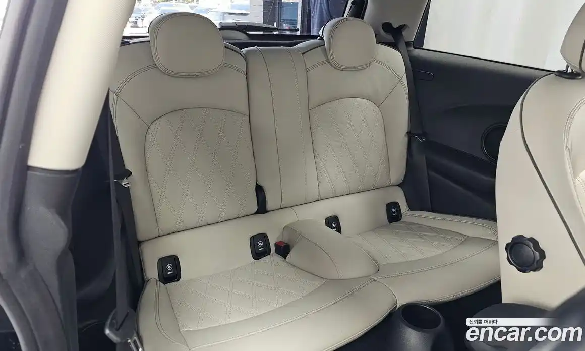 Mini Cooper 2023 2.0 Автомат в Москве № 749745, фото 12