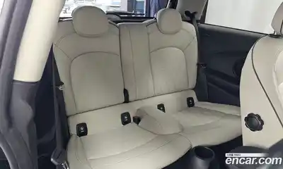 Mini Cooper 2023 2.0 Автомат в Москве № 749745, миниатюра 12