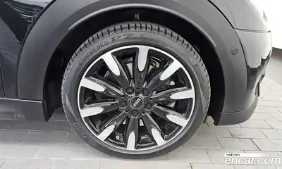 Mini Cooper 2023 2.0 Автомат в Москве № 749745, миниатюра 5