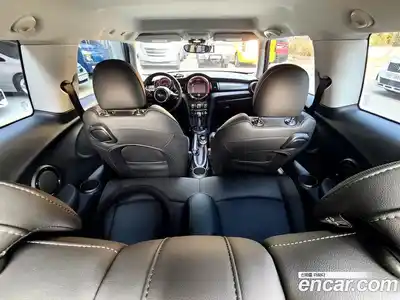 Mini Cooper 2019 1.5 Автомат в Москве № 749810, миниатюра 12