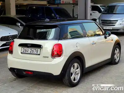 Mini Cooper 2019 1.5 Автомат в Москве № 749810, миниатюра 5