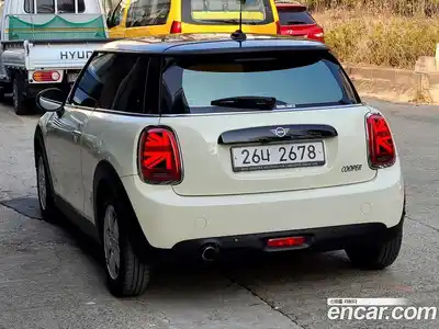 Mini Cooper 2019 1.5 Автомат в Москве № 749810, миниатюра 6