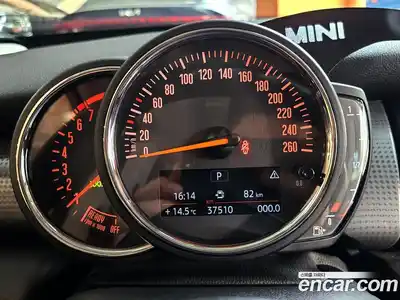 Mini Cooper 2019 1.5 Автомат в Москве № 749810, миниатюра 8