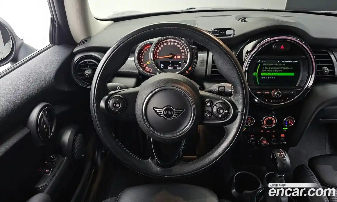 Mini Cooper 2019 1.5 Автомат в Москве № 749926, фото 13