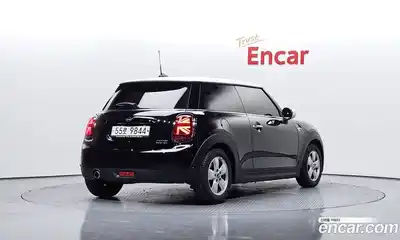 Mini Cooper 2019 1.5 Автомат в Москве № 749926, миниатюра 2