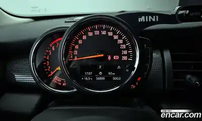 Mini Cooper 2019 1.5 Автомат в Москве № 749926, миниатюра 8