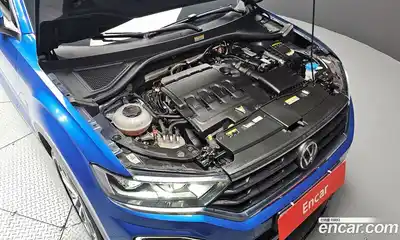Volkswagen T-Roc 2021 2.0 Автомат в Москве № 749953, миниатюра 6