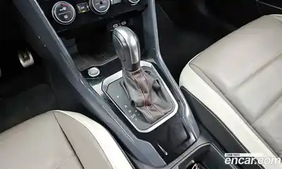 Volkswagen T-Roc 2021 2.0 Автомат в Москве № 749953, миниатюра 9