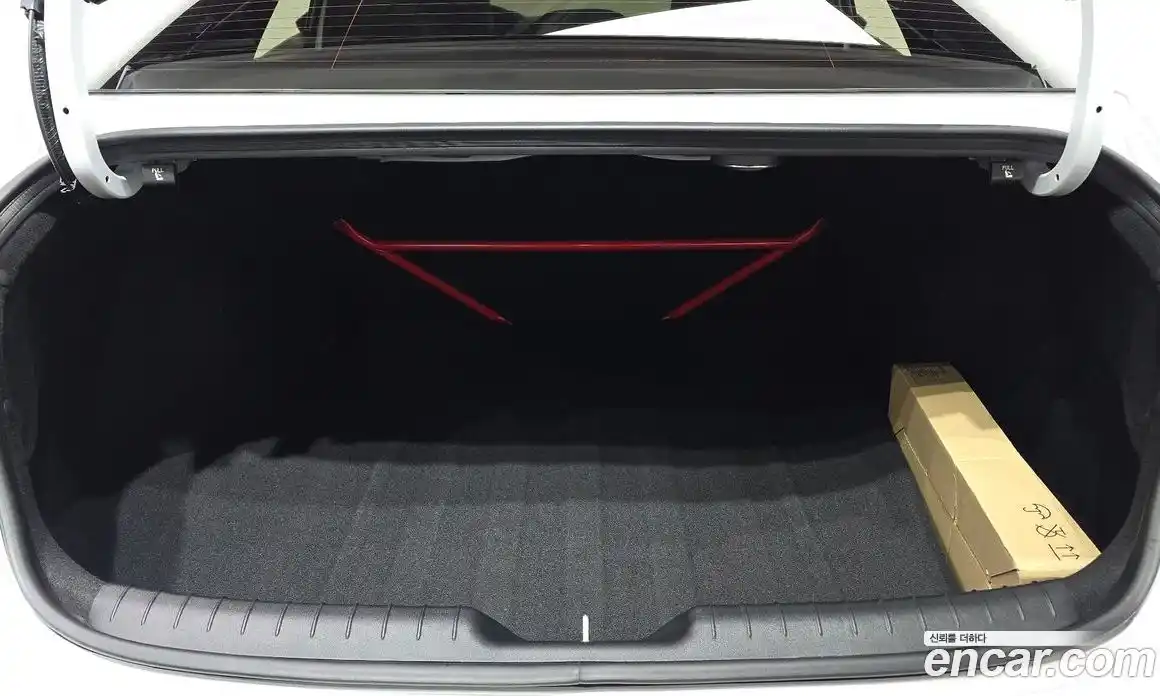 Hyundai Avante 2024 2.0 Автомат в Москве № 756027, фото 20