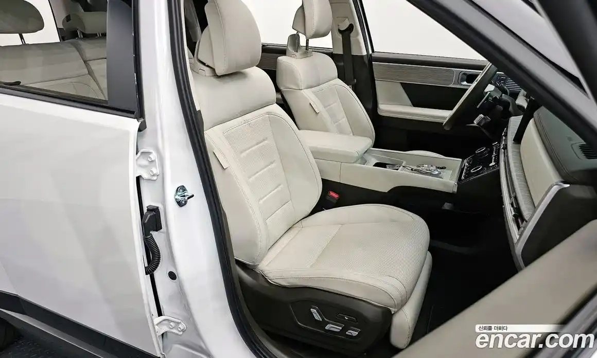 Hyundai Santa Fe 2024 2.5 Автомат в Москве № 756272, фото 10