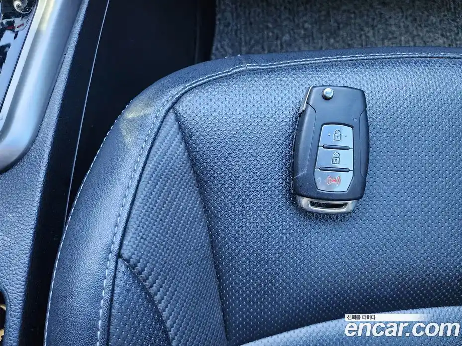 SsangYong TIBOLI 2016 1.6 Автомат в Москве № 756420, фото 17