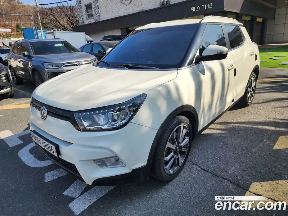 SsangYong TIBOLI 2016 1.6 Автомат в Москве № 756420, фото 2