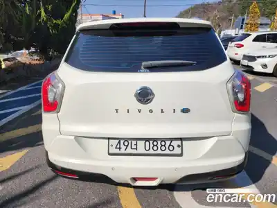 SsangYong TIBOLI 2016 1.6 Автомат в Москве № 756420, миниатюра 4