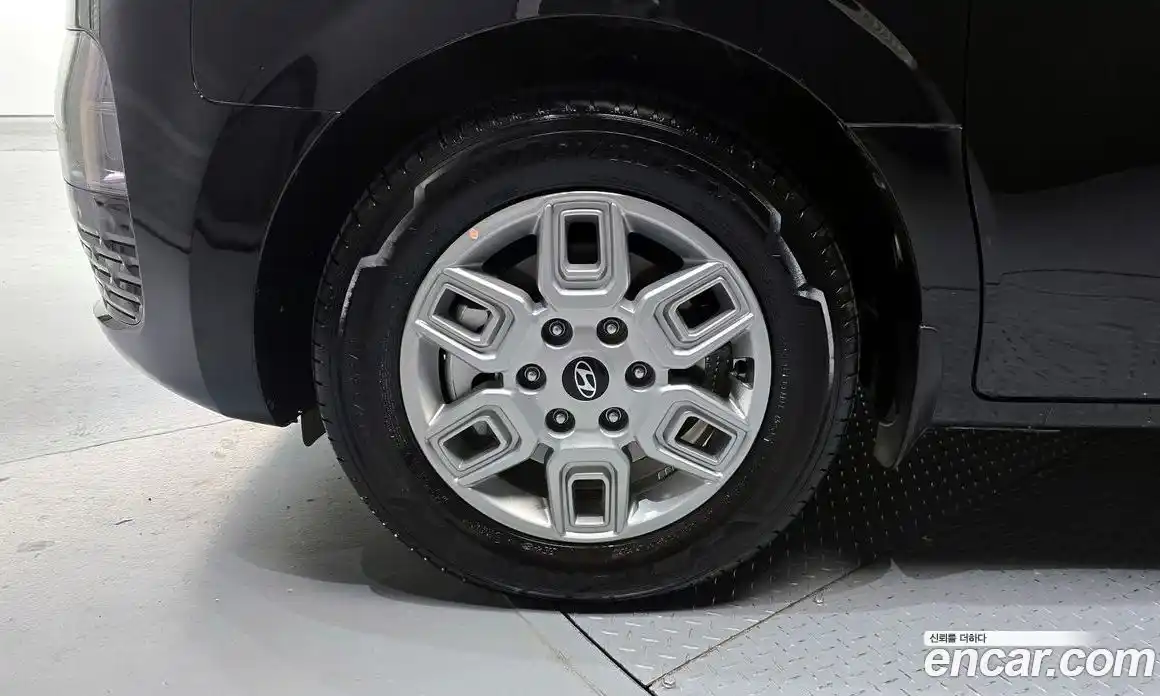 Hyundai Staria 2025 1.6 Автомат в Москве № 756583, фото 5