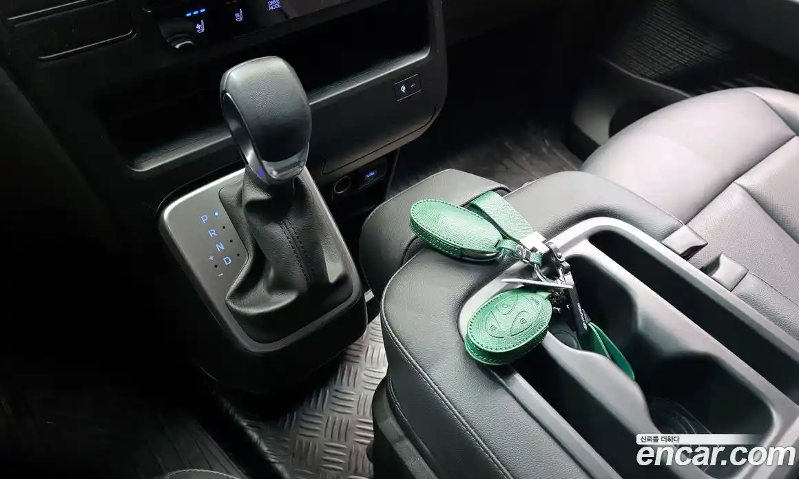 Hyundai Staria 2025 1.6 Автомат в Москве № 756583, фото 9