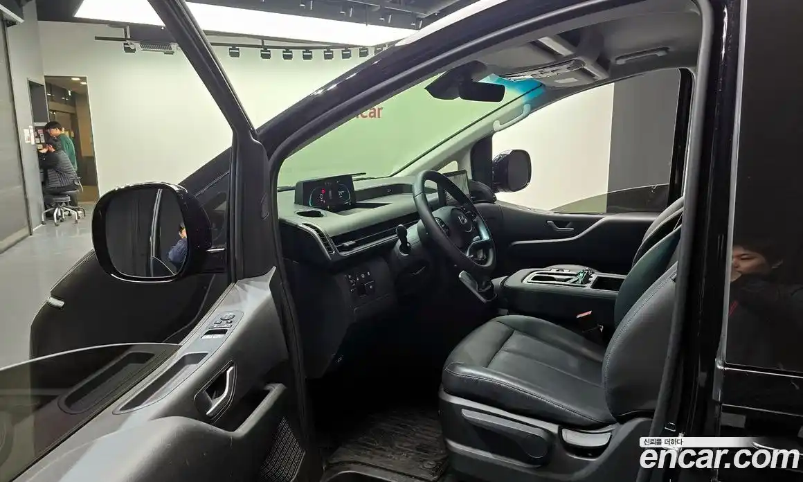 Hyundai Staria 2025 1.6 Автомат в Москве № 756583, фото 10