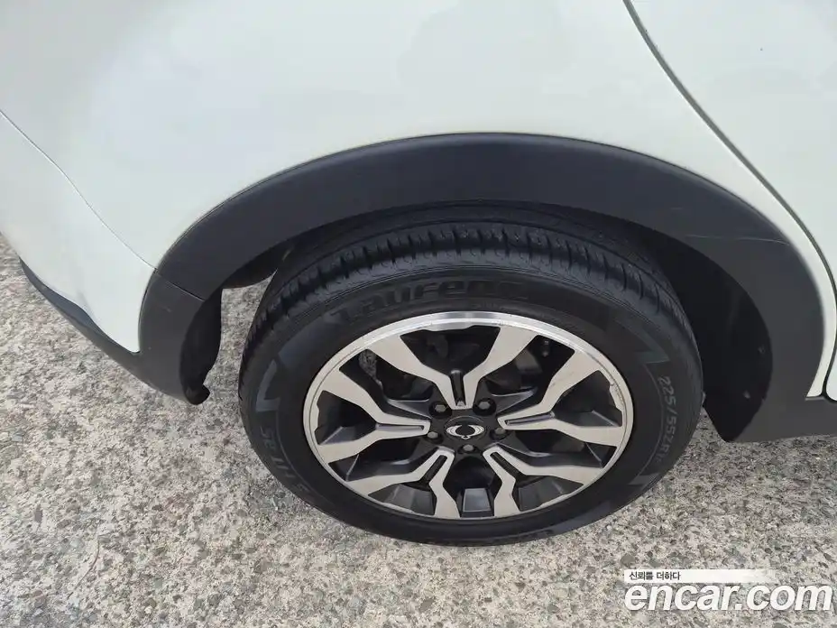 SsangYong Korando 2016 2.2 Автомат в Москве № 756645, фото 20