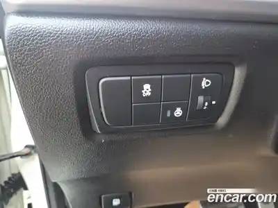 SsangYong Korando 2016 2.2 Автомат в Москве № 756645, миниатюра 9