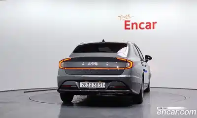 Hyundai Sonata 2020 2.0 Автомат в Москве № 756689, миниатюра 4