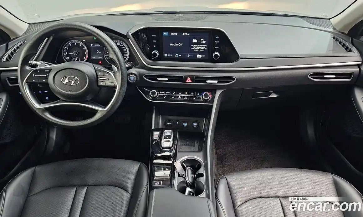 Hyundai Sonata 2020 2.0 Автомат в Москве № 756689, фото 7