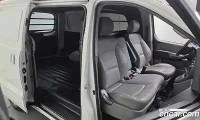 Hyundai Starex 2019 2.5 Автомат в Москве № 756890, миниатюра 12