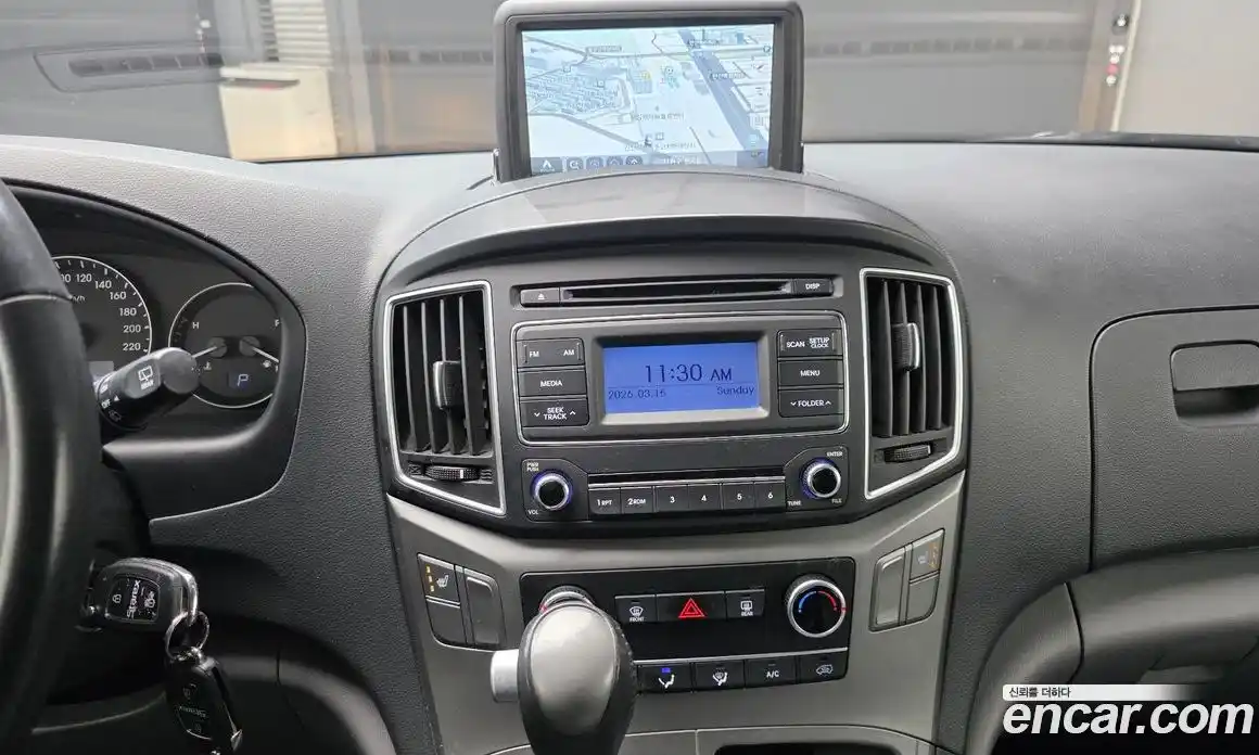 Hyundai Starex 2019 2.5 Автомат в Москве № 756890, фото 16