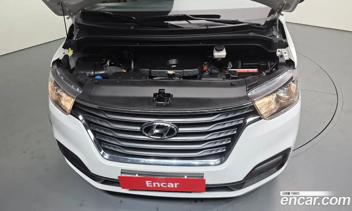 Hyundai Starex 2019 2.5 Автомат в Москве № 756890, фото 6