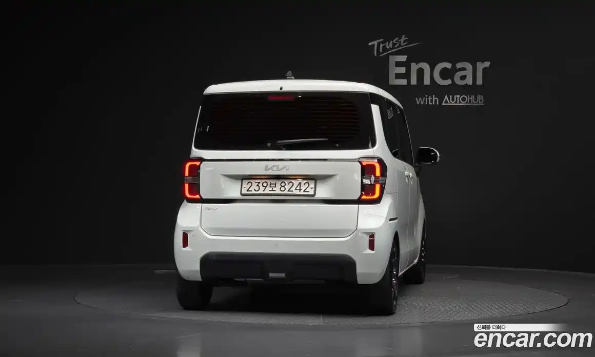 Kia Ray 2024 1.0 Автомат в Москве № 757278, фото 4